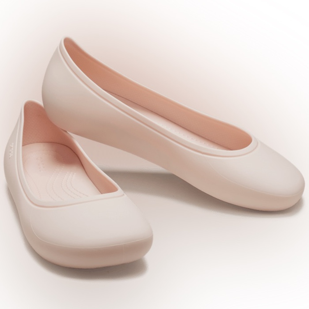 Crocs Women’s Brooklyn Flat in Quartz Size 4 NEW